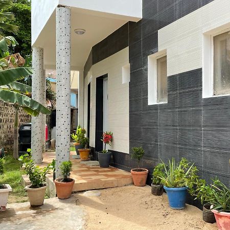 Chez Momar, Surf Trip Apartment Dakar Ngoại thất bức ảnh