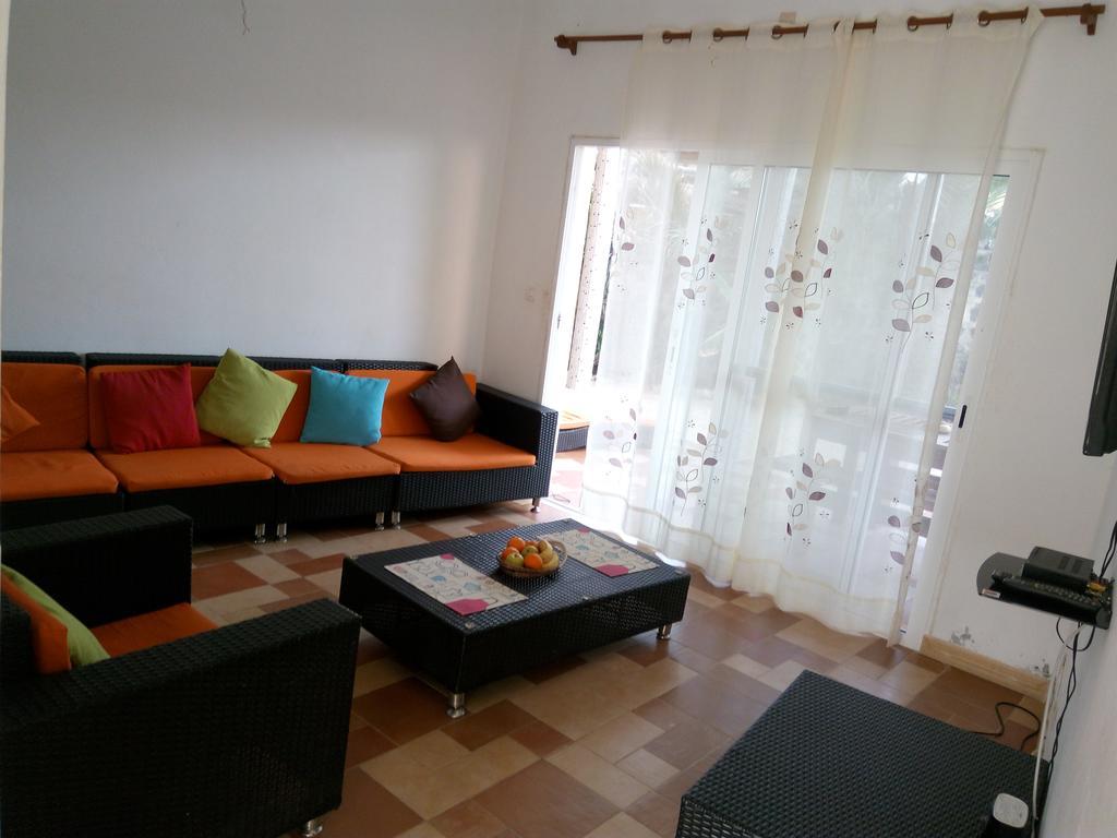 Chez Momar, Surf Trip Apartment Dakar Ngoại thất bức ảnh