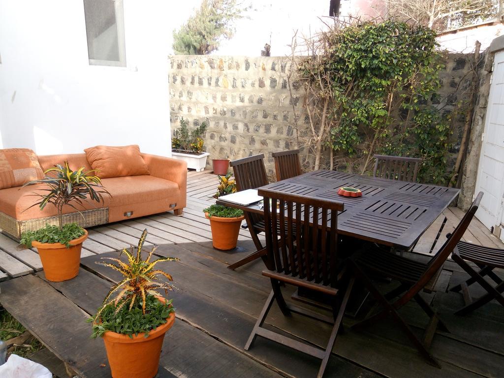 Chez Momar, Surf Trip Apartment Dakar Ngoại thất bức ảnh